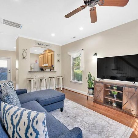 Cozy 2B Townhouse King Bed Free Parking Tv In Brs Villa Concord Exteriör bild