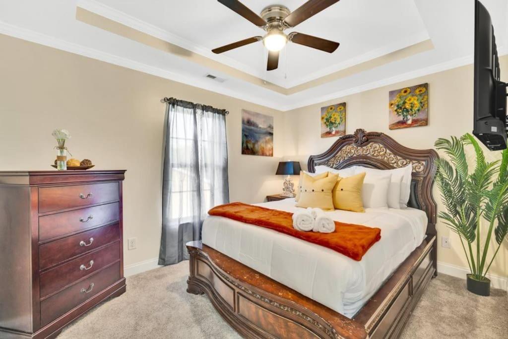 Cozy 2B Townhouse King Bed Free Parking Tv In Brs Villa Concord Exteriör bild