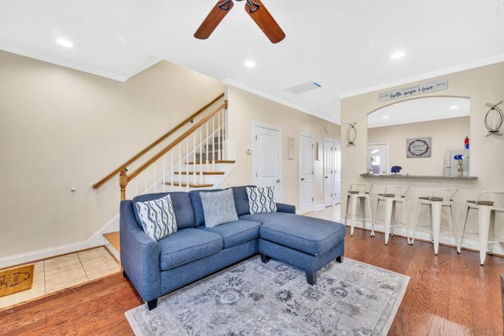 Cozy 2B Townhouse King Bed Free Parking Tv In Brs Villa Concord Exteriör bild