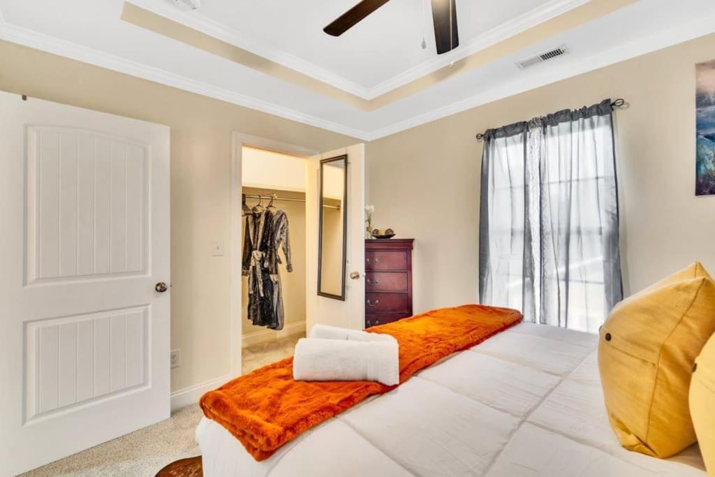 Cozy 2B Townhouse King Bed Free Parking Tv In Brs Villa Concord Exteriör bild